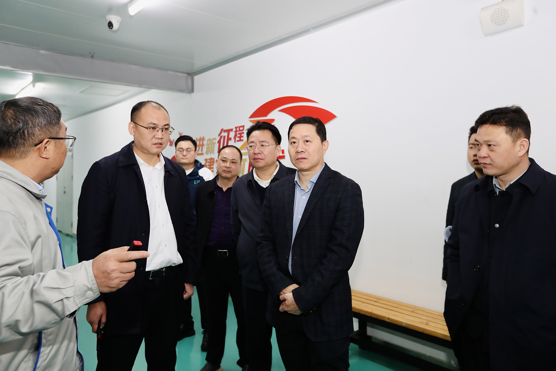 劉中杰：堅(jiān)定不移推動(dòng)高質(zhì)量發(fā)展，用心用情兜牢民生保障